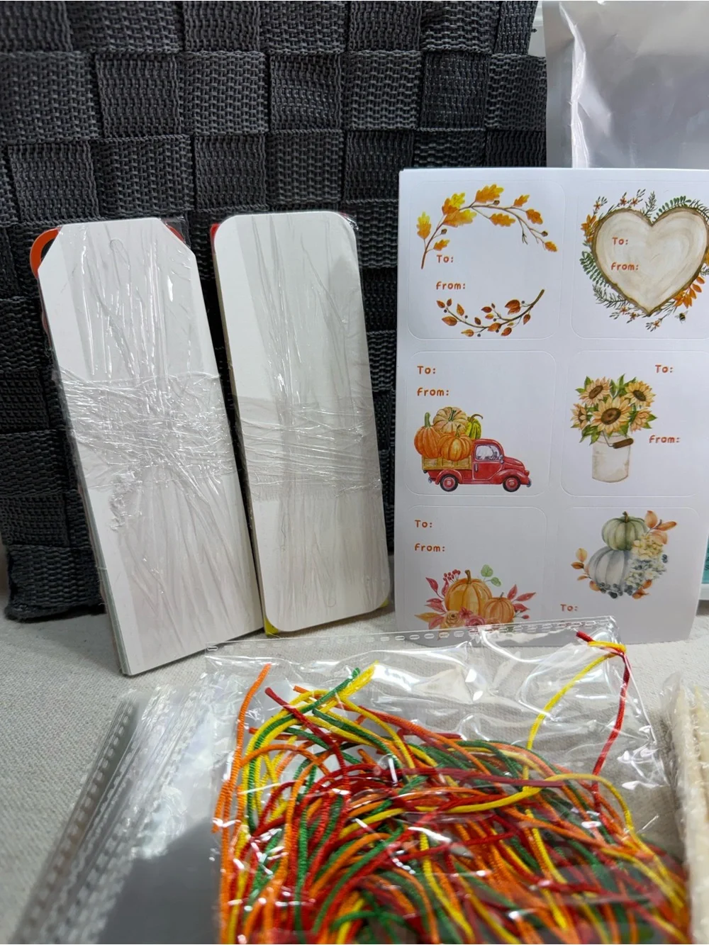 Bookmarks - Winlyn 48 Sets 6 Styles Magic Color Scratch Bookmarks Craft Kits